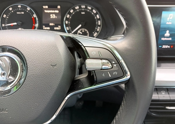 Skoda Octavia cena 89900 przebieg: 115965, rok produkcji 2020 z Prószków małe 529